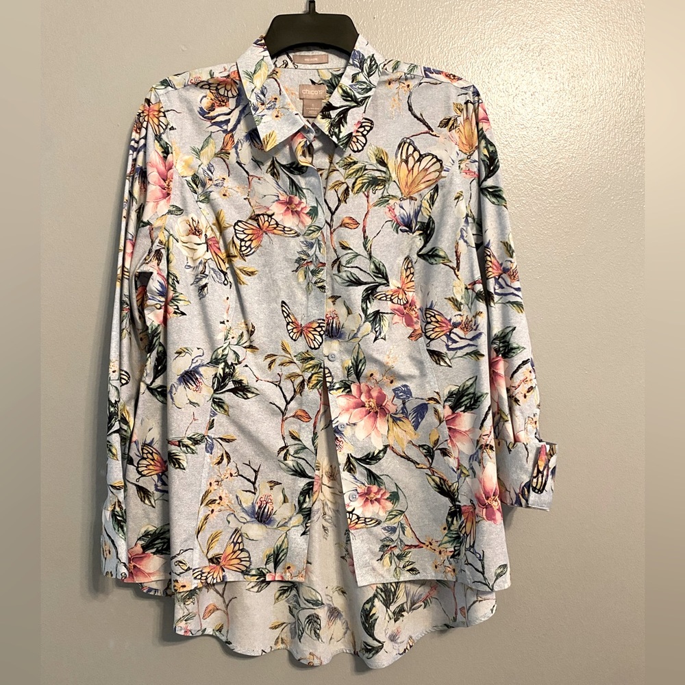 Chico’s butterfly button up tunic top